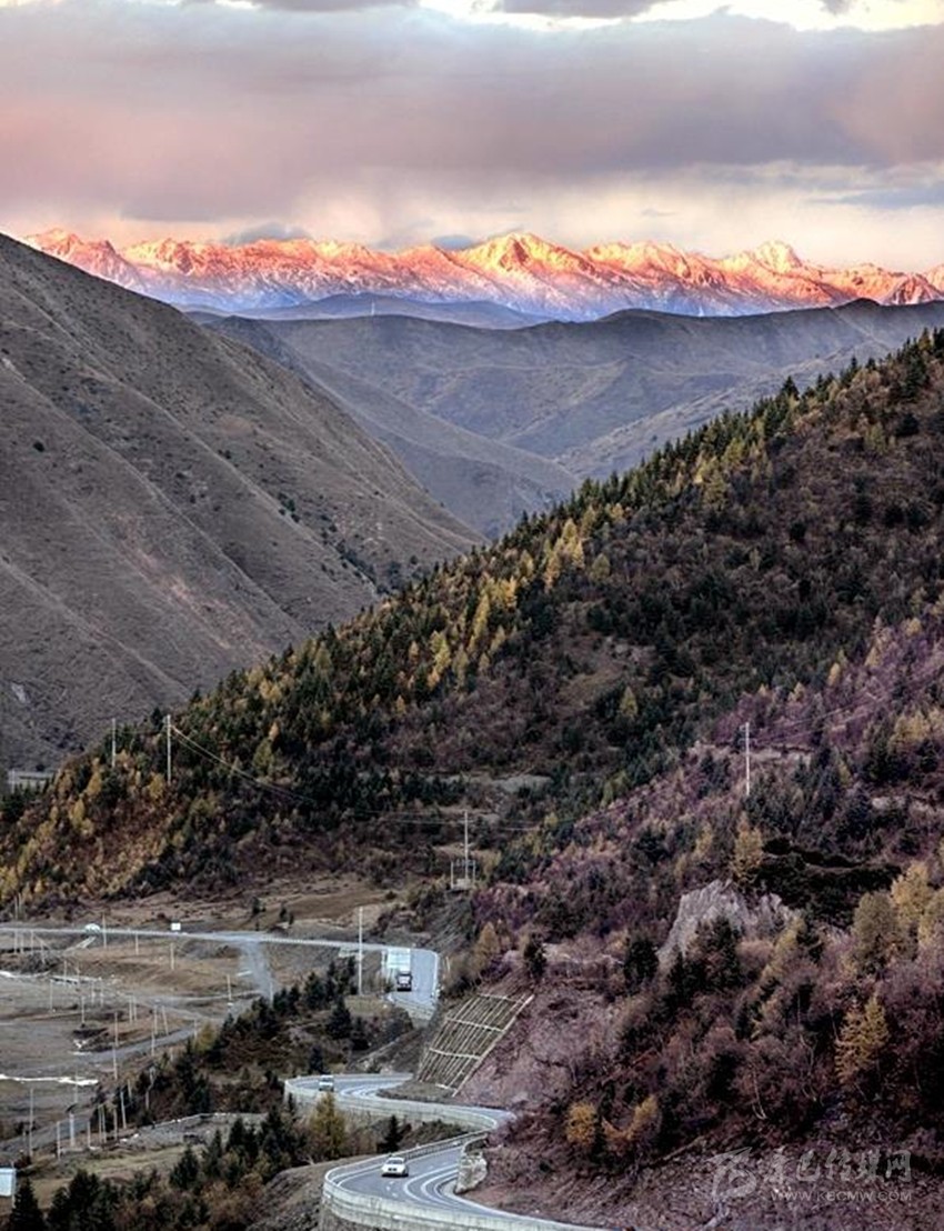 公路都這么美，你在川西高原到底錯過了多少風景？