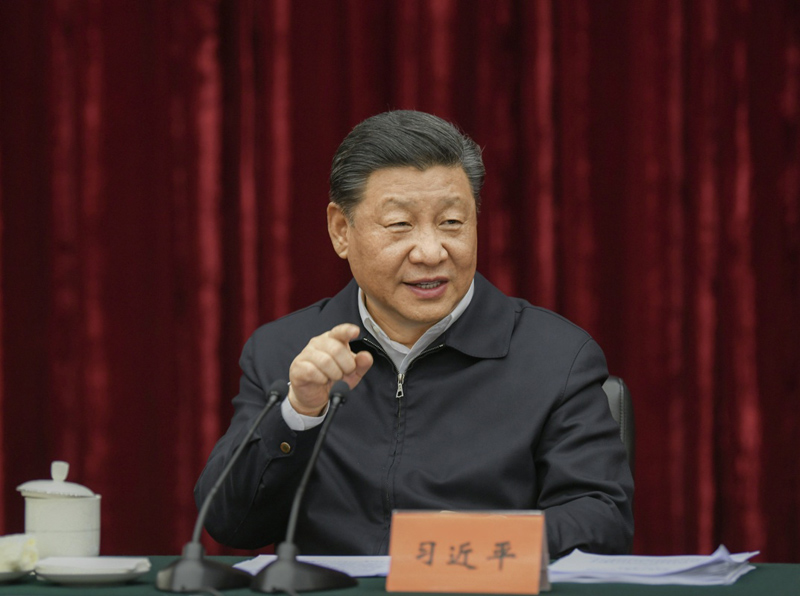 2019年4月15日至17日，中共中央總書記、國家主席、中央軍委主席習近平在重慶考察，并主持召開解決“兩不愁三保障”突出問題座談會。這是4月16日下午，習近平主持召開解決“兩不愁三保障”突出問題座談會并發(fā)表重要講話。新華社記者 謝環(huán)馳 攝